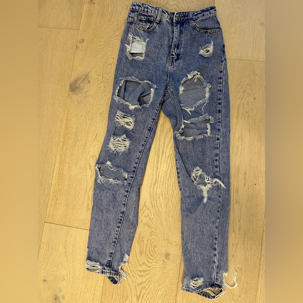 Riot misguided ripped jeans. Size 2, EUR 34